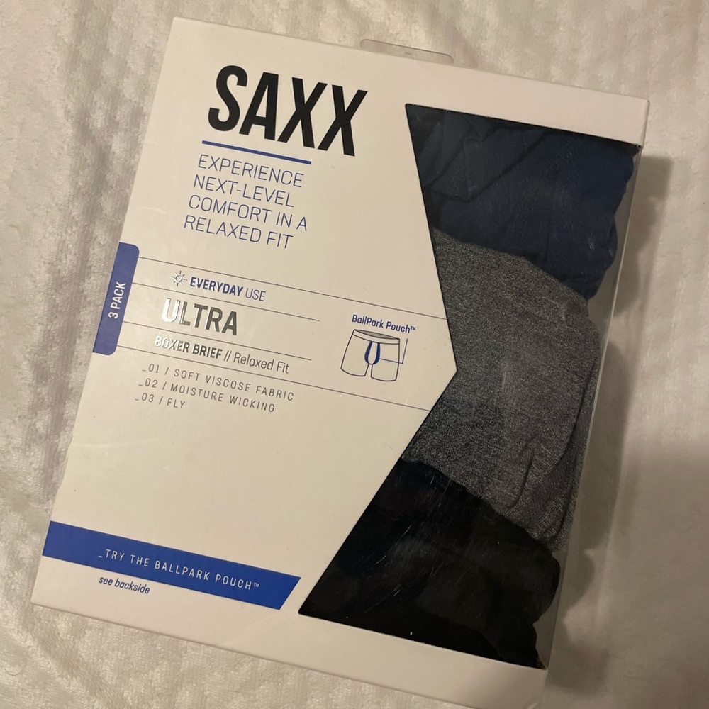 Saxx ultra 3 pack boxer brief size L retails $75